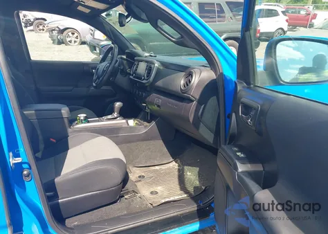 2021 Toyota Tacoma Trd Sport from USA, damaged, VIN 3TMCZ5AN8MM374398